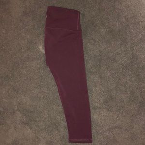 LuluLemon Cropped Maroon Leggings